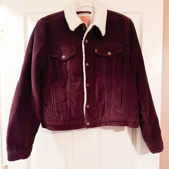 Women's Levi Strauss Levi's Burgundy Corduroy Sherpa Lined Jacket Sz. XL - Picture 2 of 12